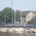 Harbor Winds Hotel (Adults Only) 
