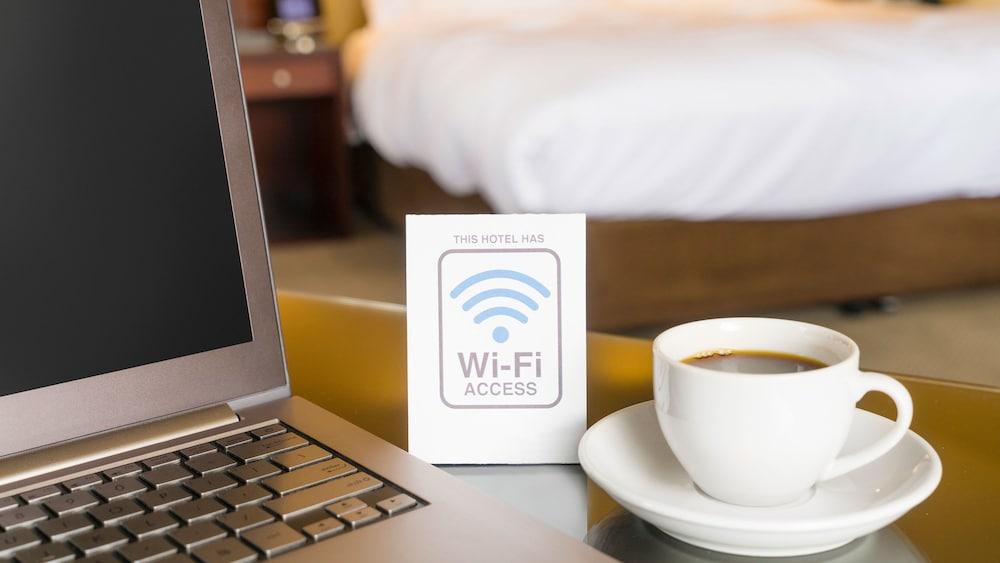 Harbor Winds (adults Only) Hotel